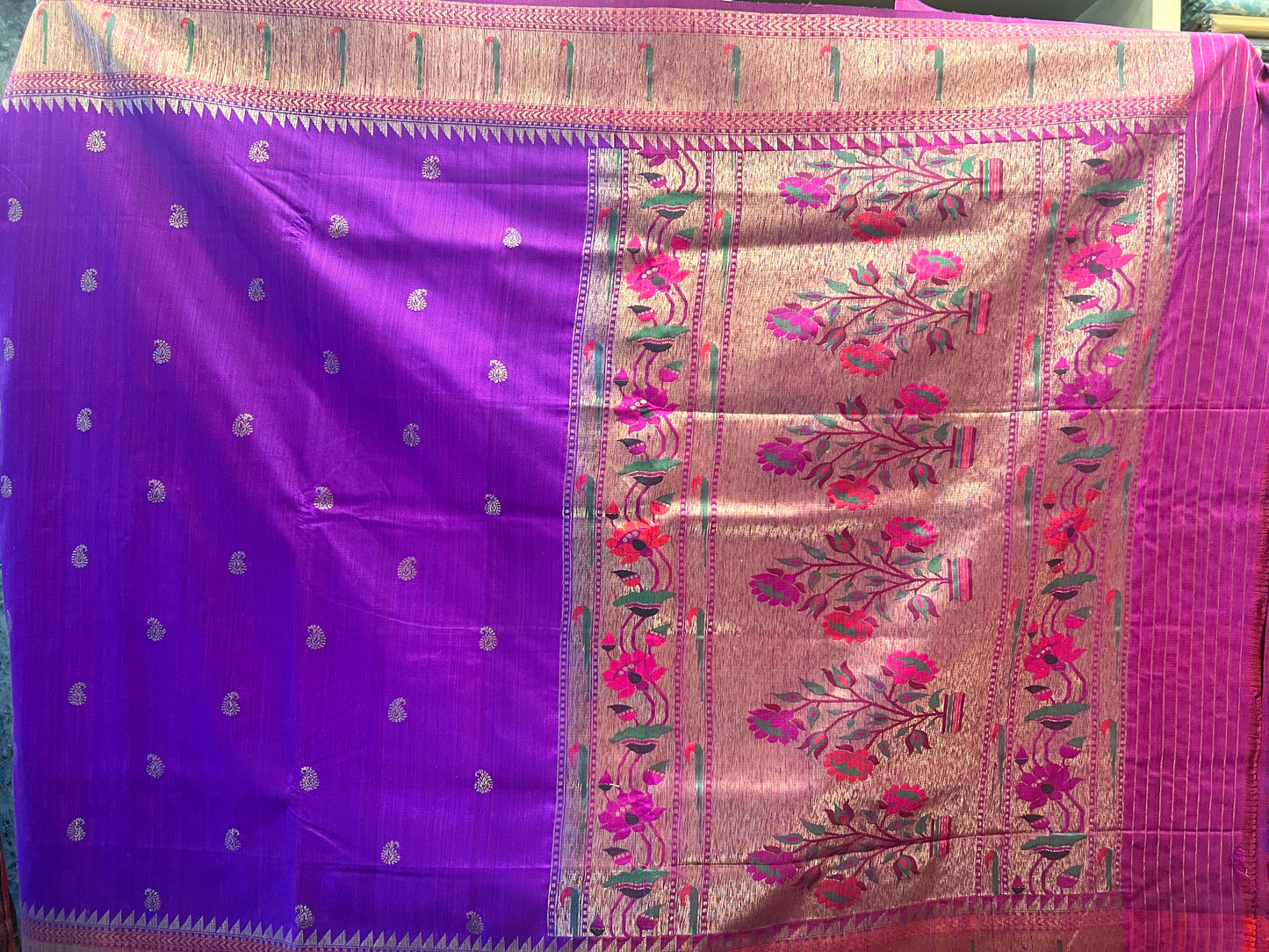 Tussar Banarasi with Paithani Border