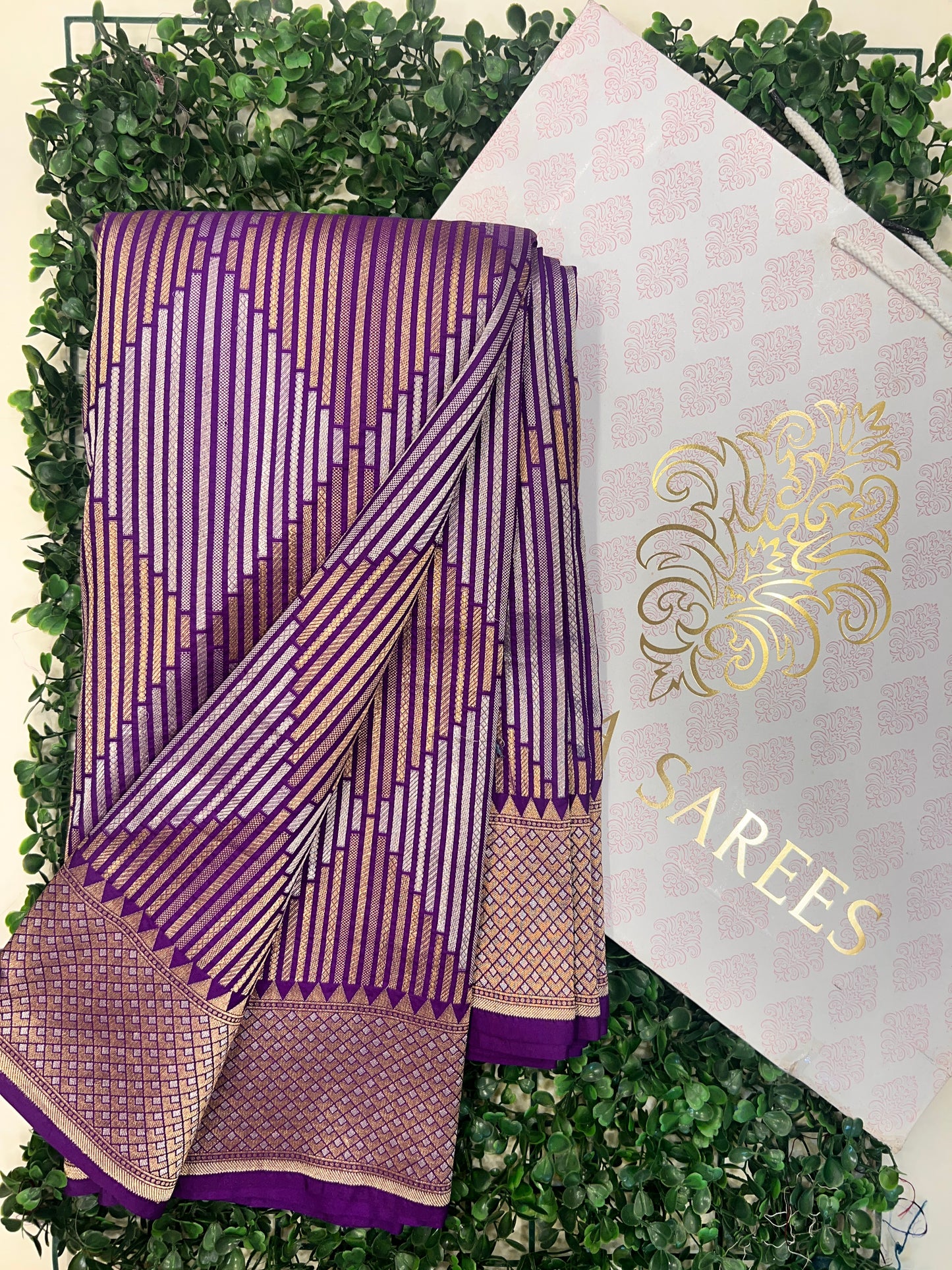 Geometrical Banarasi