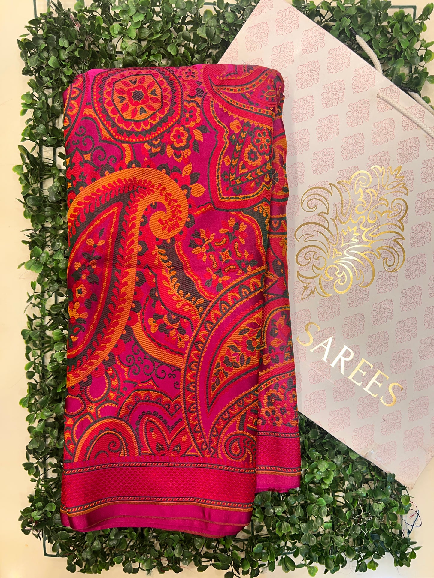 Tanchoi Silk Jamavar Resham