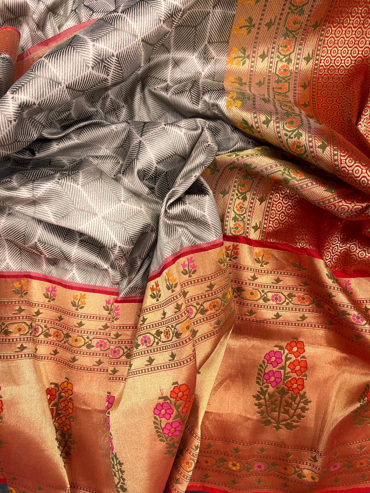 Geometrical Katan Silk Banarasi