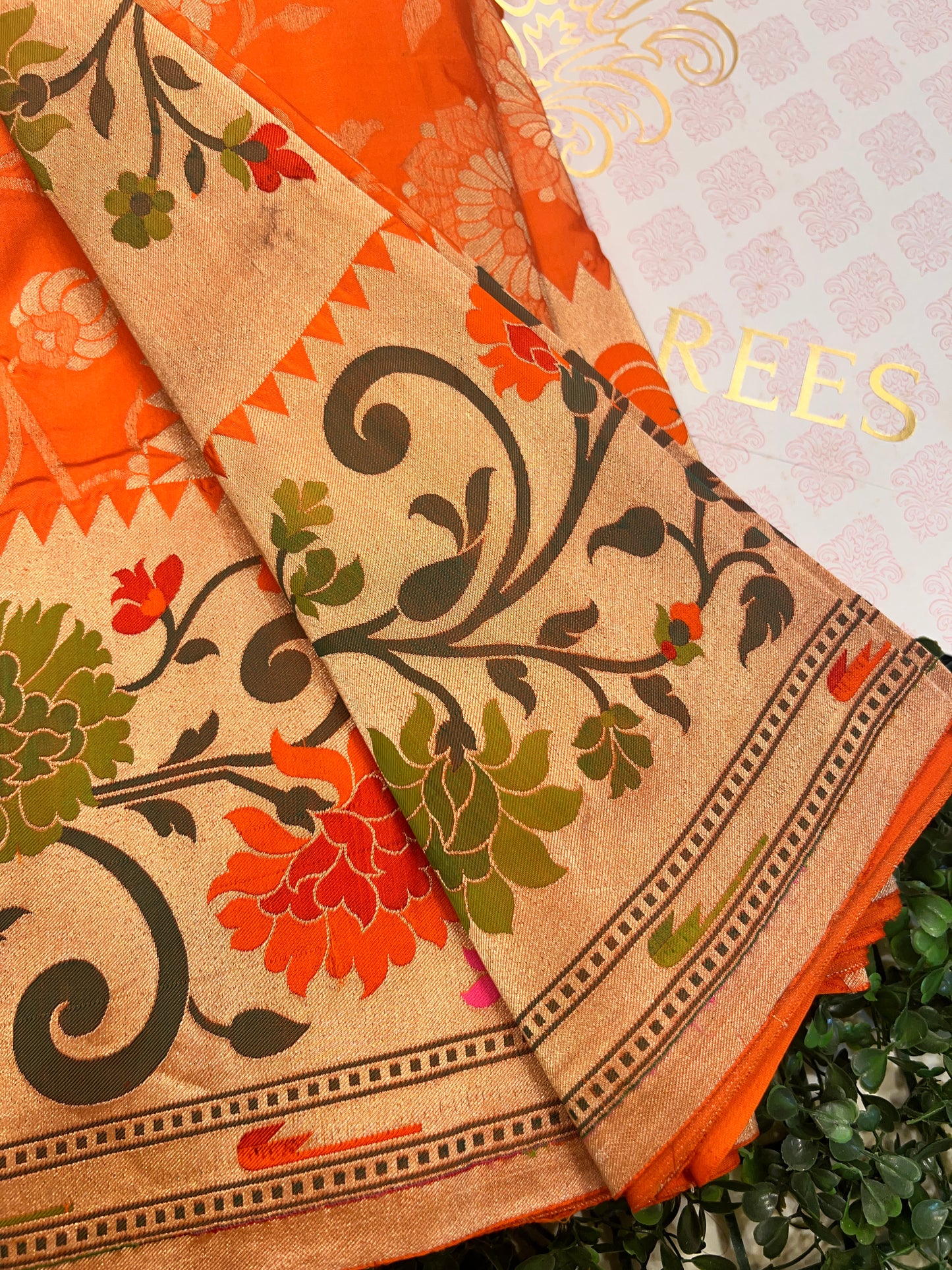 Banarasi Jaal with Paithani Border