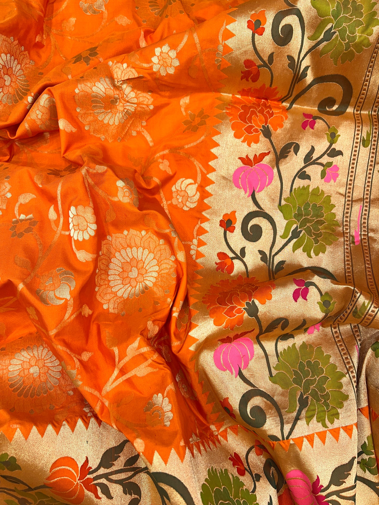 Banarasi Jaal with Paithani Border